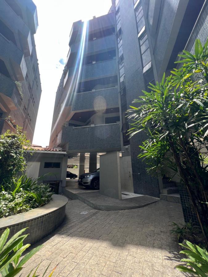 Apartamento Ape 27 Grande Bem Localizado